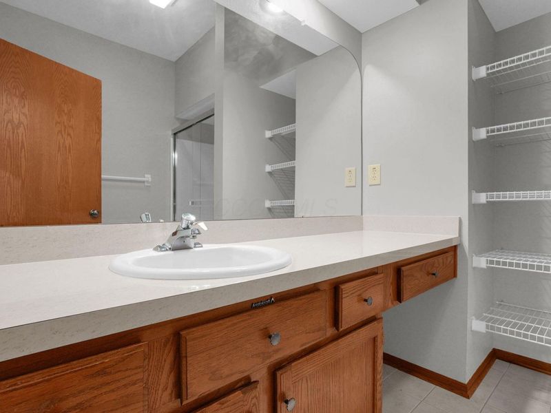 7688 Slate Ridge Boulevard, Reynoldsburg, OH 43068 Photo 13