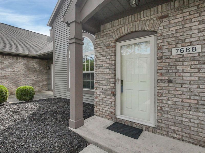 7688 Slate Ridge Boulevard, Reynoldsburg, OH 43068 Photo 4