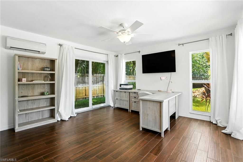 1063 22nd Ave N, Naples, FL 34103 Photo