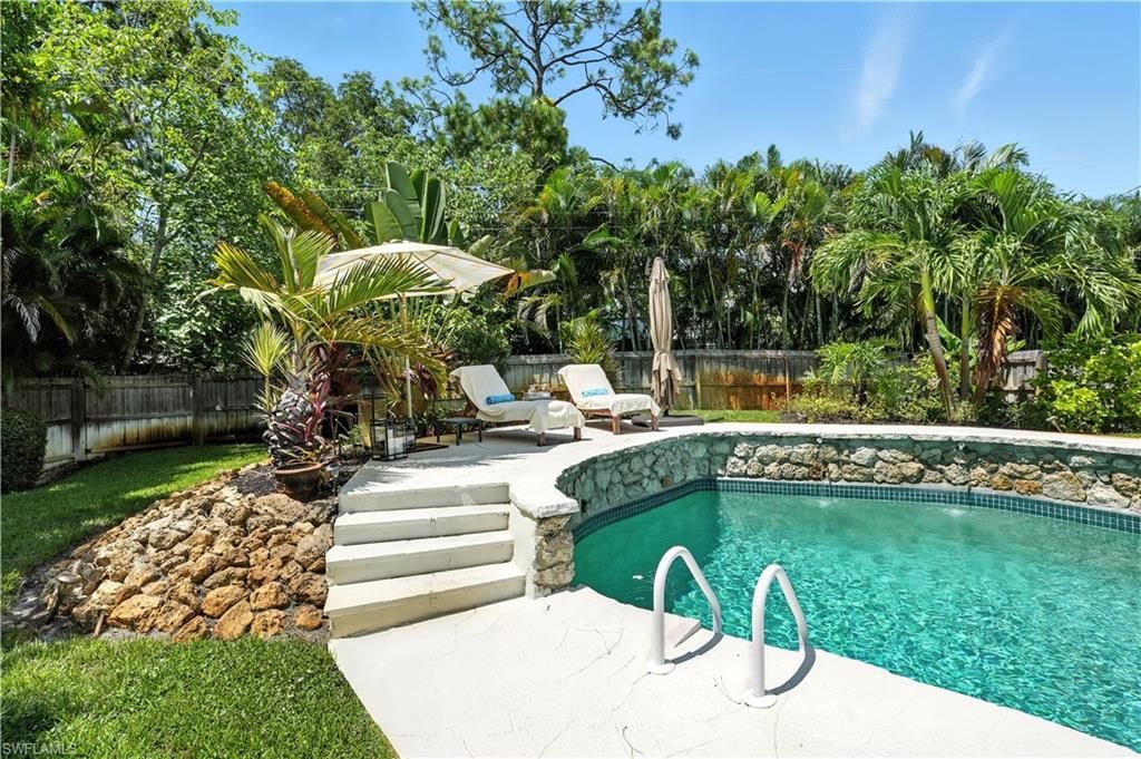 1063 22nd Ave N, Naples, FL 34103 Photo