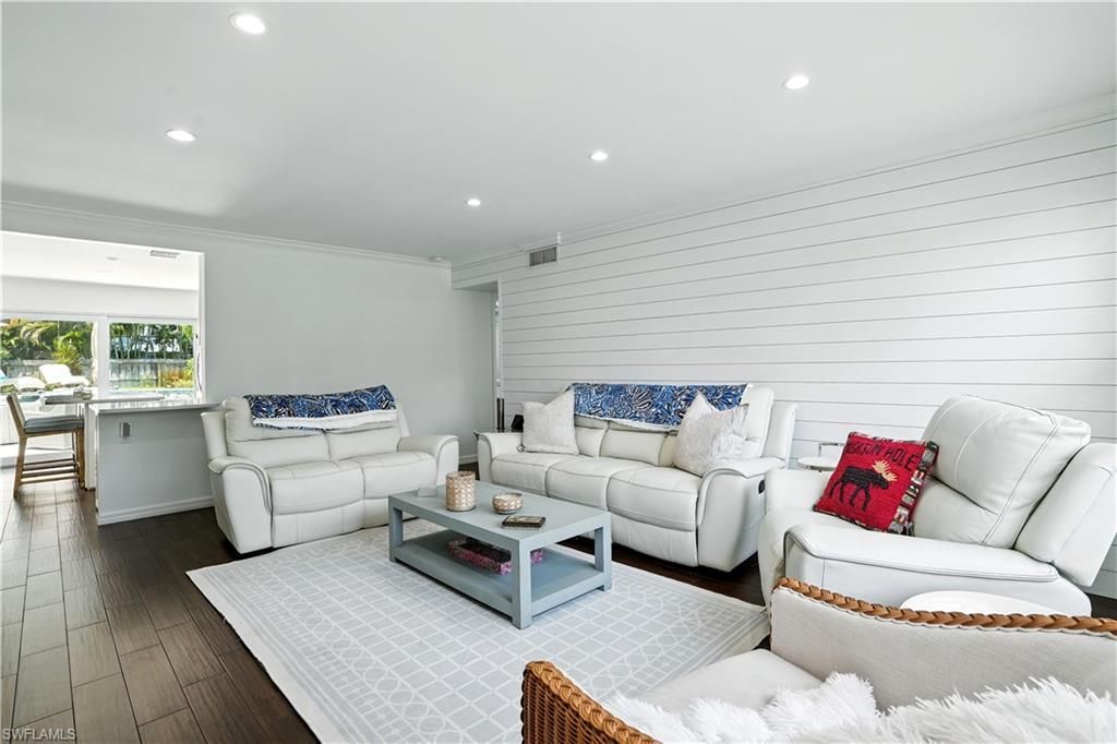 1063 22nd Ave N, Naples, FL 34103 Photo