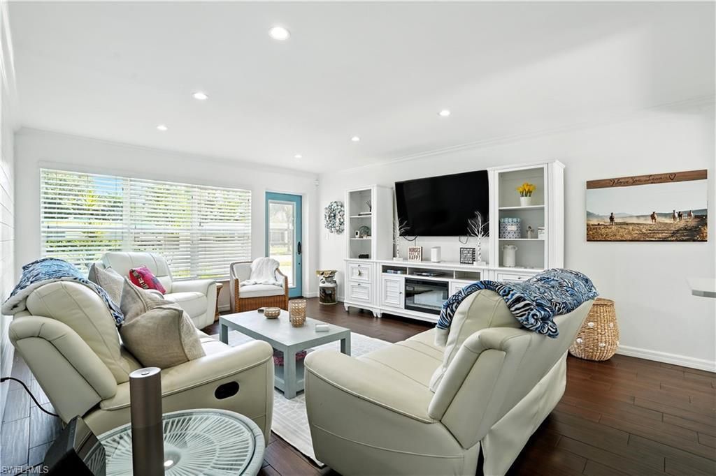 1063 22nd Ave N, Naples, FL 34103 Photo