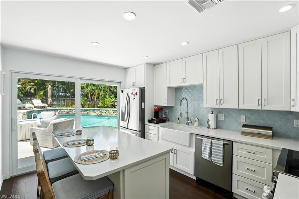 1063 22nd Ave N, Naples, FL 34103 Photo