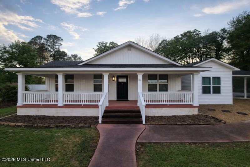 110 N 8th Avenue, Decatur, MS 39327 Main Photo