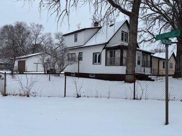 530 Michigan Avenue , Crosby, MN 56441