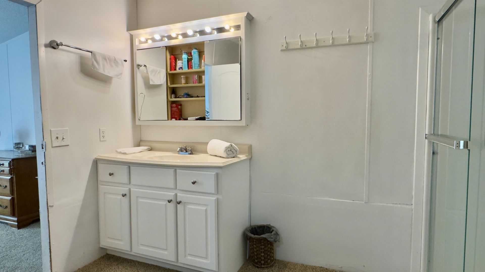 745 River Cliff Dr.  Photo 10