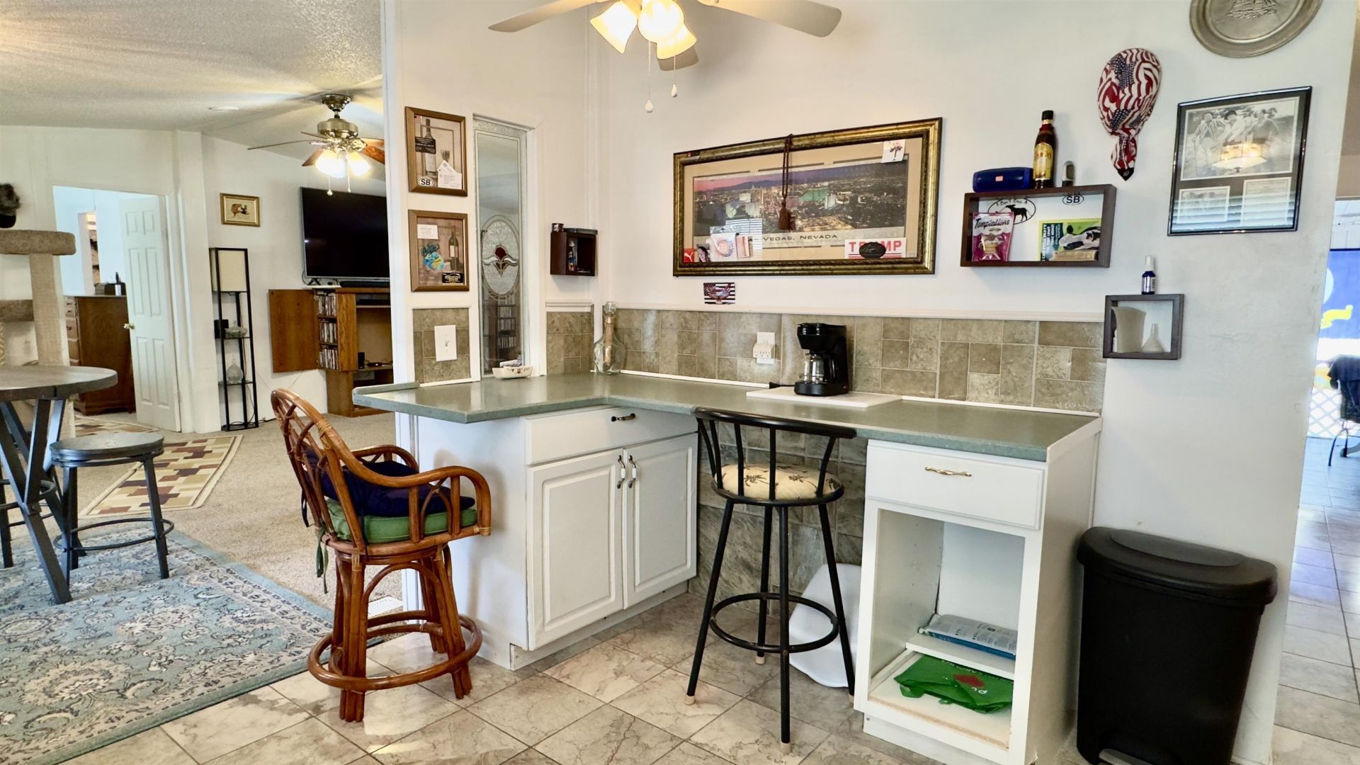 745 River Cliff Dr.  Photo 13