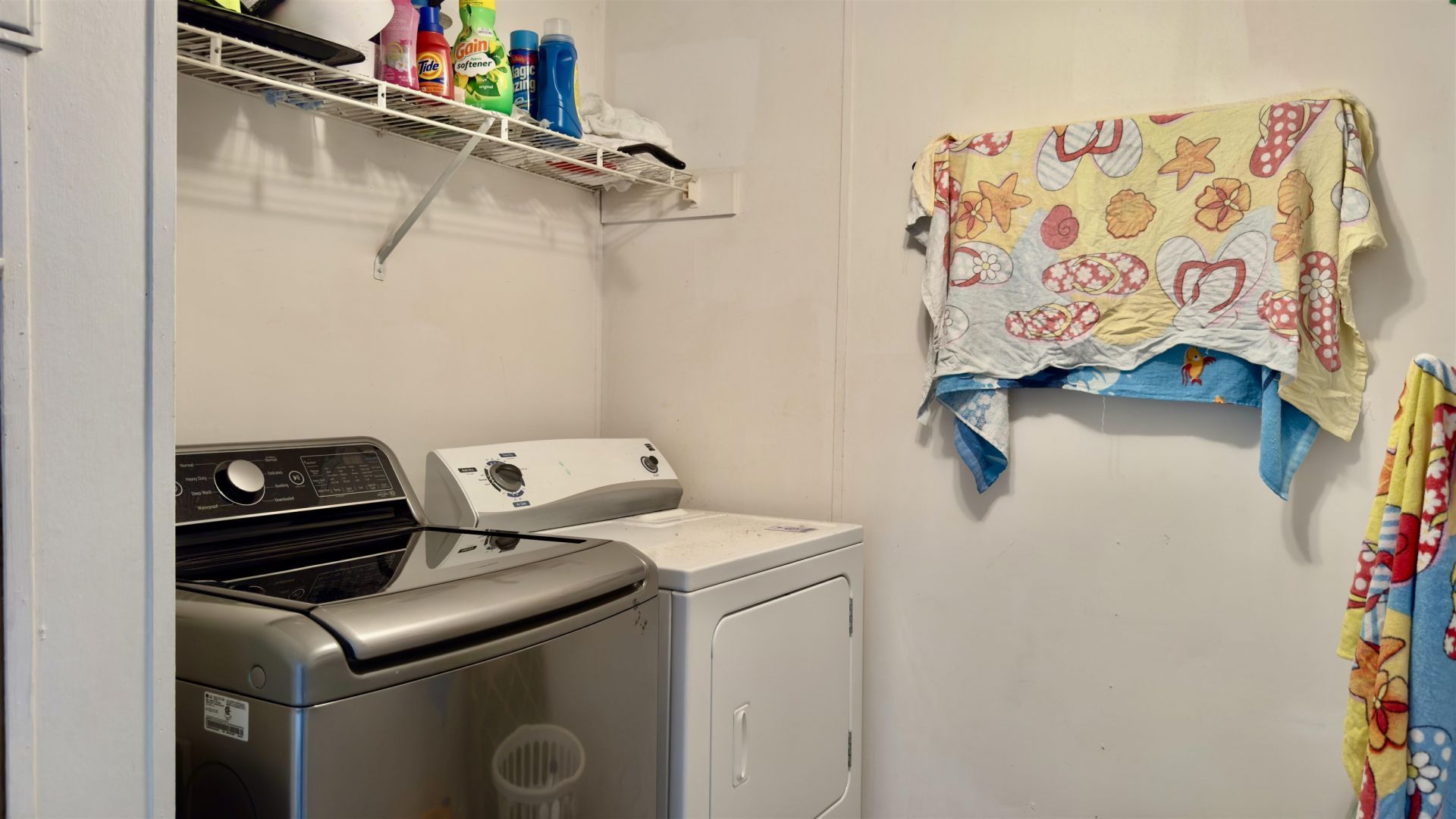 745 River Cliff Dr.  Photo 19