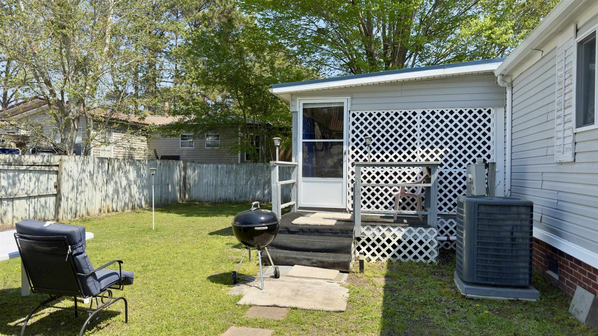 745 River Cliff Dr.  Photo 22