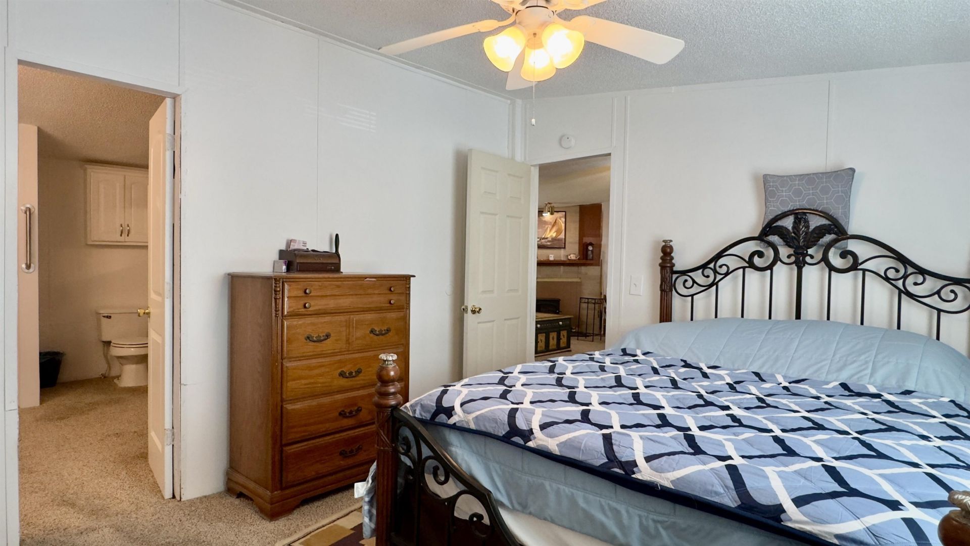 745 River Cliff Dr.  Photo 6