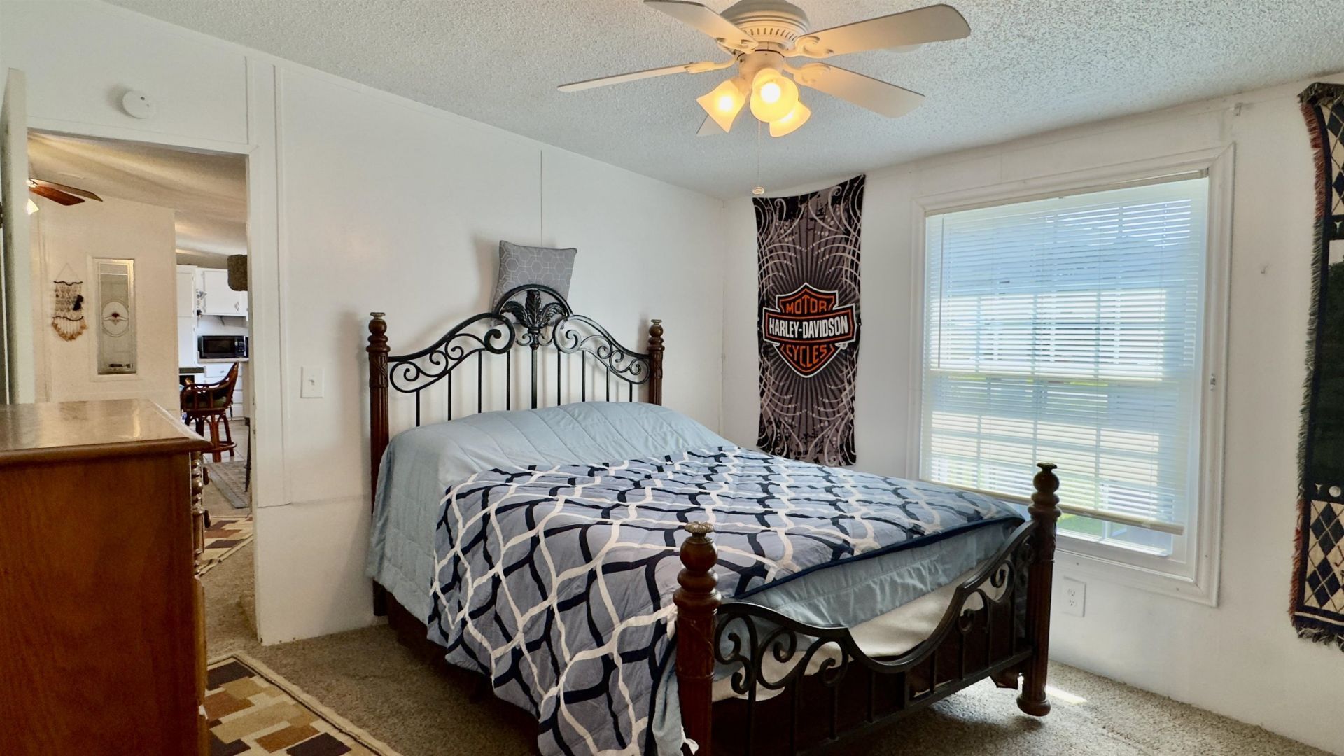 745 River Cliff Dr.  Photo 8