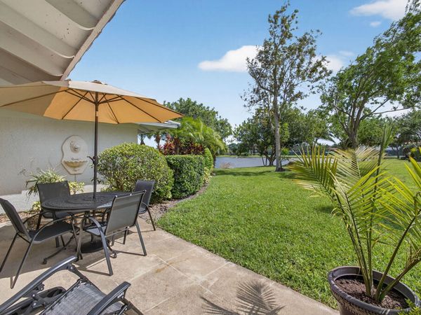 119 Club Drive, Palm Beach Gardens, FL 33418