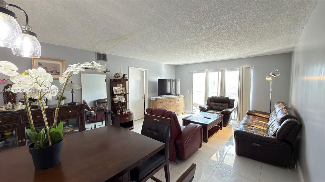 12500 SW 5th Ct , Unit 307M, Pembroke Pines, FL 33027 Photo