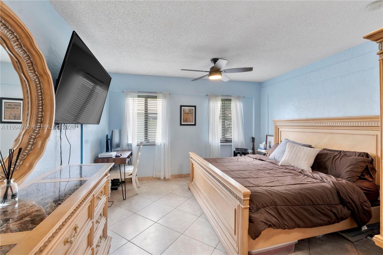 3851 NW 100th Ave, Coral Springs, FL 33065 Photo