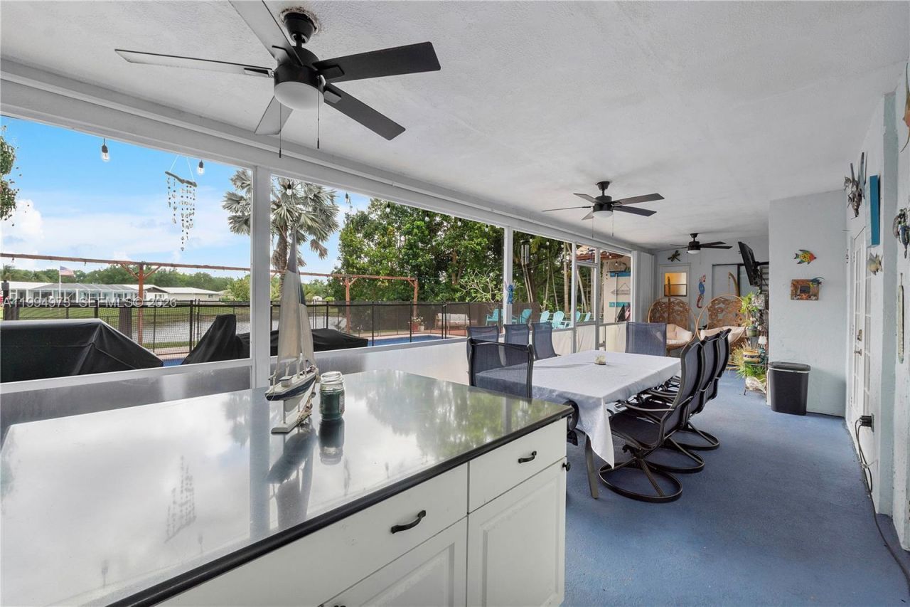 3851 NW 100th Ave, Coral Springs, FL 33065 Photo