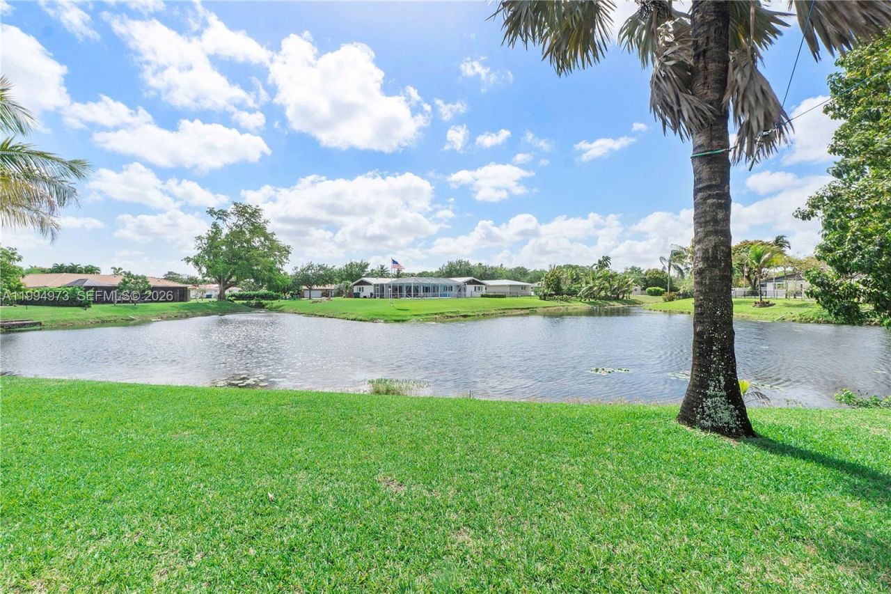 3851 NW 100th Ave, Coral Springs, FL 33065 Photo