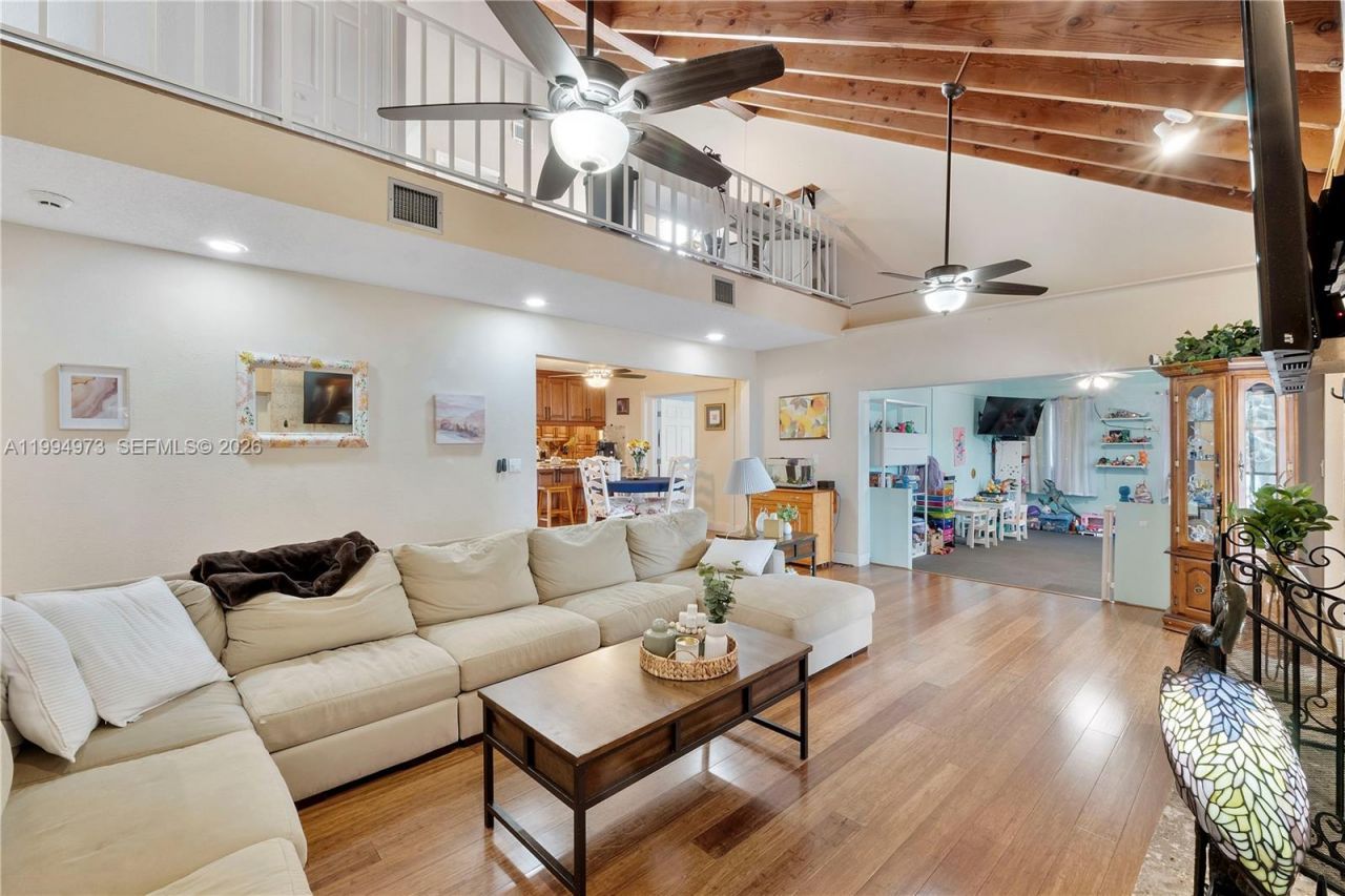 3851 NW 100th Ave , Coral Springs, FL 33065 Photo