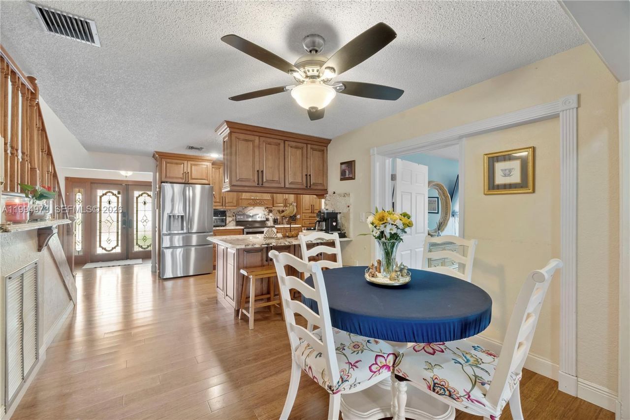 3851 NW 100th Ave , Coral Springs, FL 33065 Photo