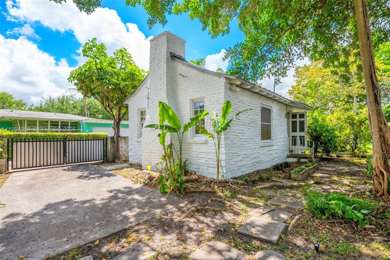 140 NE 95th St , Miami Shores, FL 33138 Photo