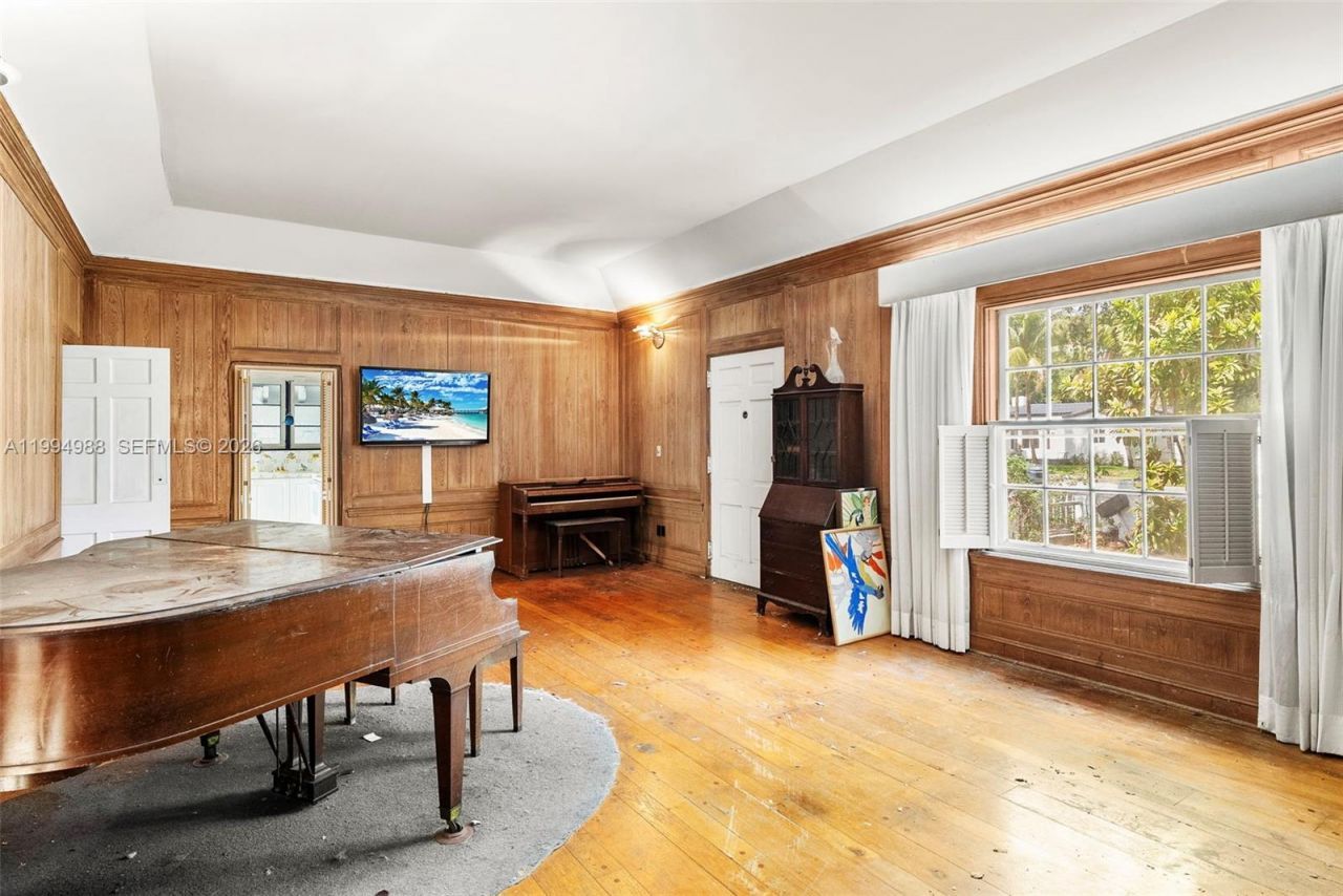 140 NE 95th St , Miami Shores, FL 33138 Photo