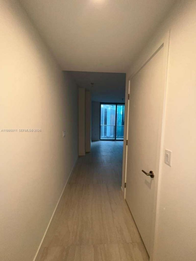 77 SE 5th, Unit 1704, Miami, FL 33131 Photo