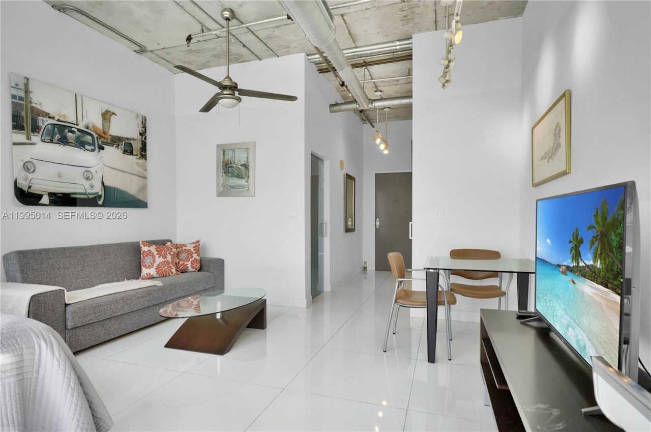 2001 Biscayne Blvd, Unit 3213, Miami, FL 33137 Photo