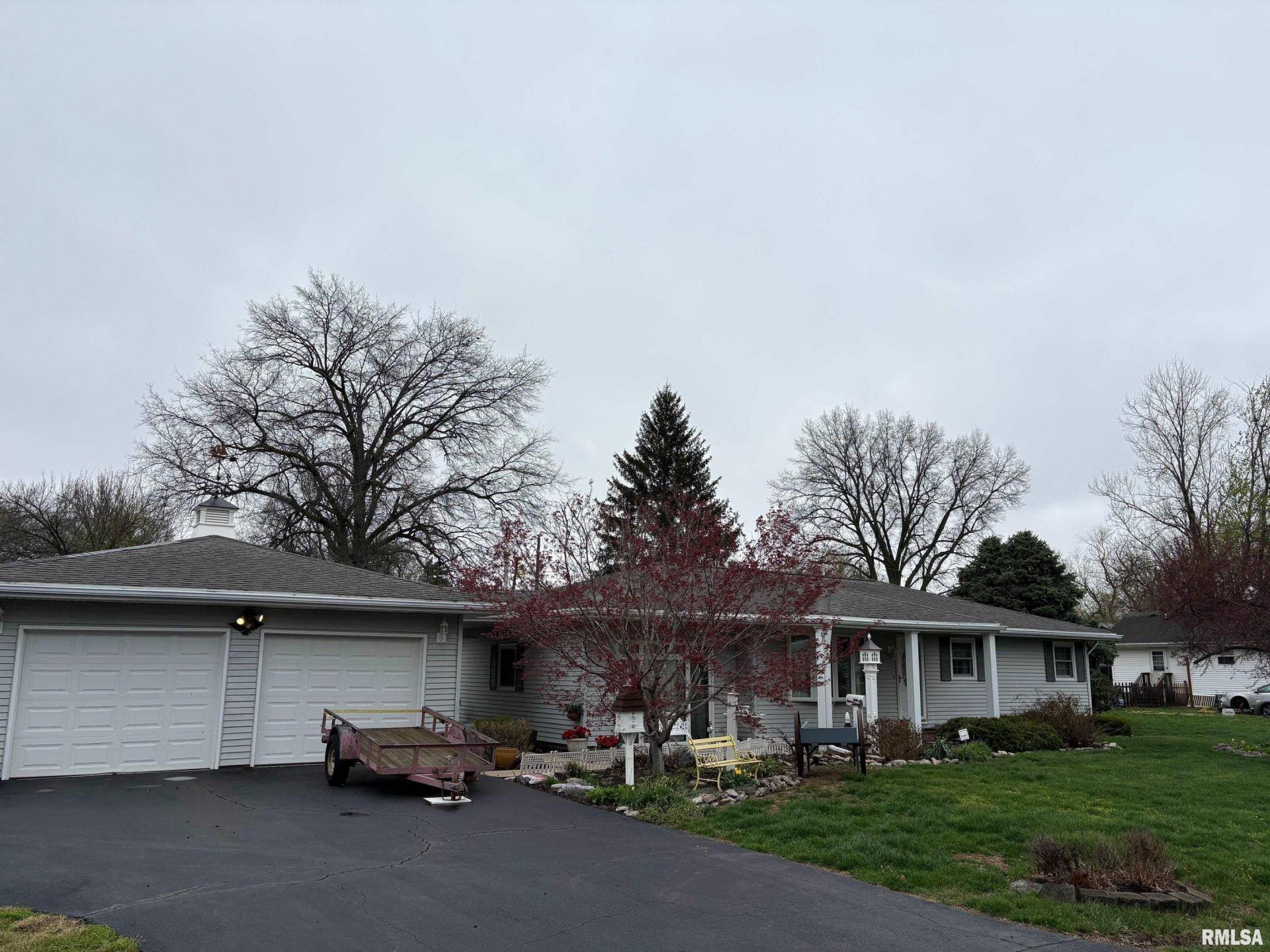 1315 W Adams Street, Taylorville, IL 62568 Main Photo