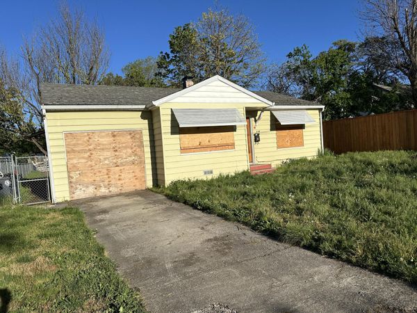 714 Broad Street, Medford, OR 97501