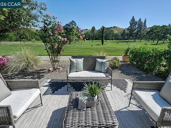 2416 Tice Creek Dr, Unit 1, Walnut Creek, CA 94595