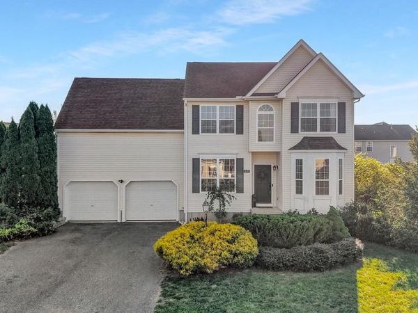 63 STONEBRIDGE DRIVE, FELTON, DE 19943
