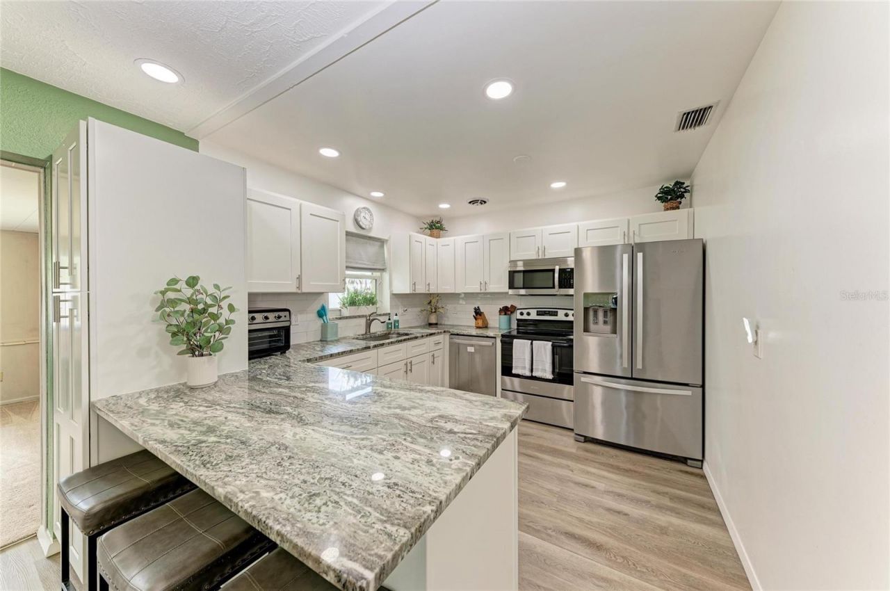 2811 33rd Avenue W, Bradenton, FL 34205 Photo