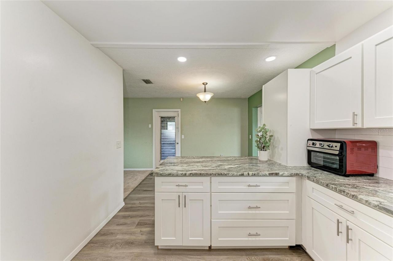 2811 33rd Avenue W, Bradenton, FL 34205 Photo