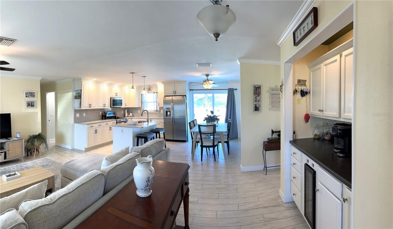 2 Golfview Road , Rotonda West, FL 33947 Photo