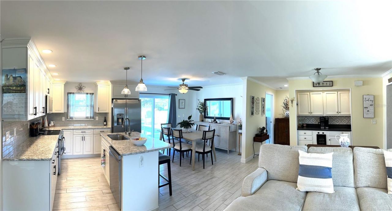 2 Golfview Road , Rotonda West, FL 33947 Photo