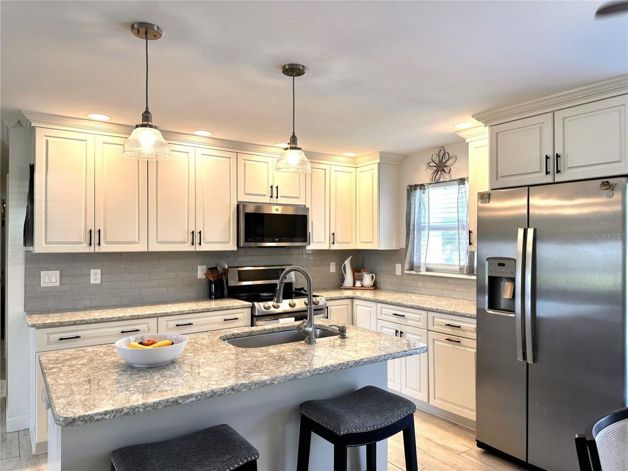 2 Golfview Road , Rotonda West, FL 33947 Photo