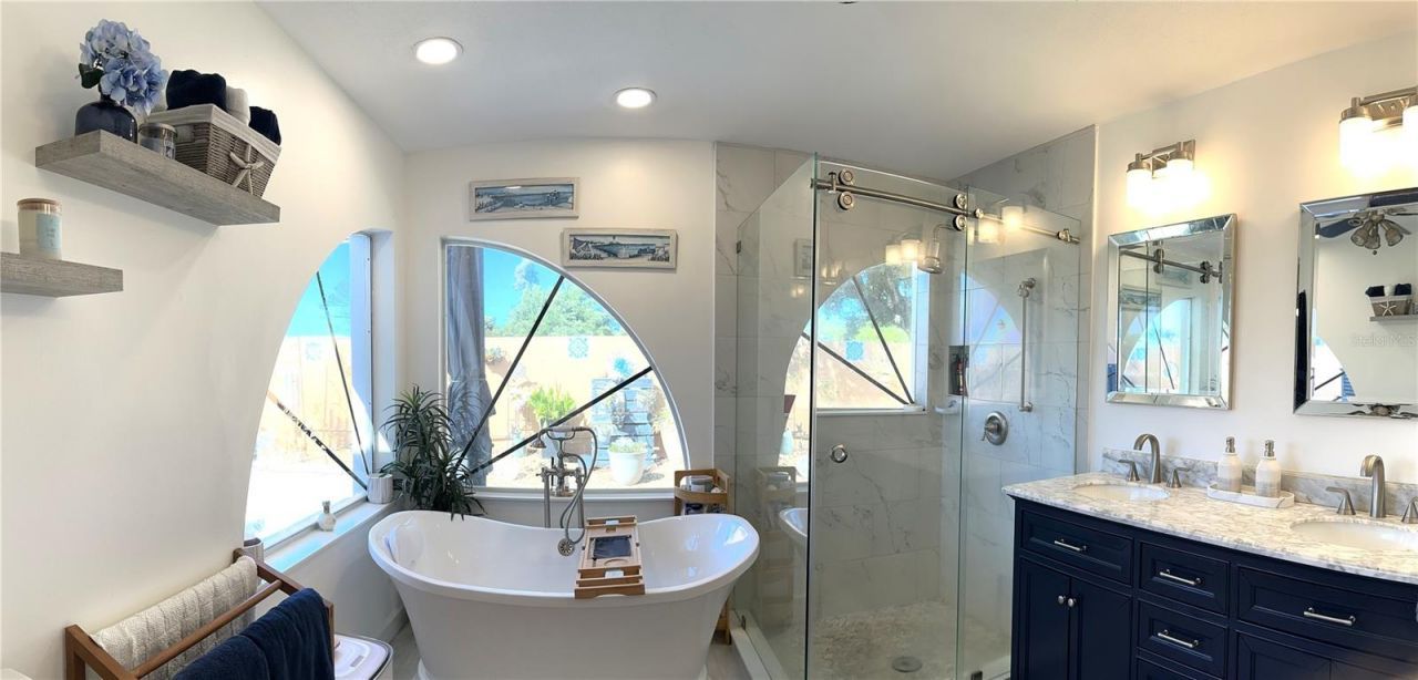 2 Golfview Road , Rotonda West, FL 33947 Photo