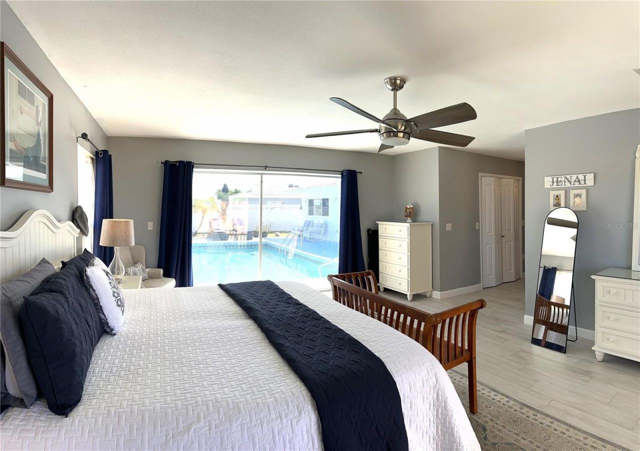 2 Golfview Road , Rotonda West, FL 33947 Photo