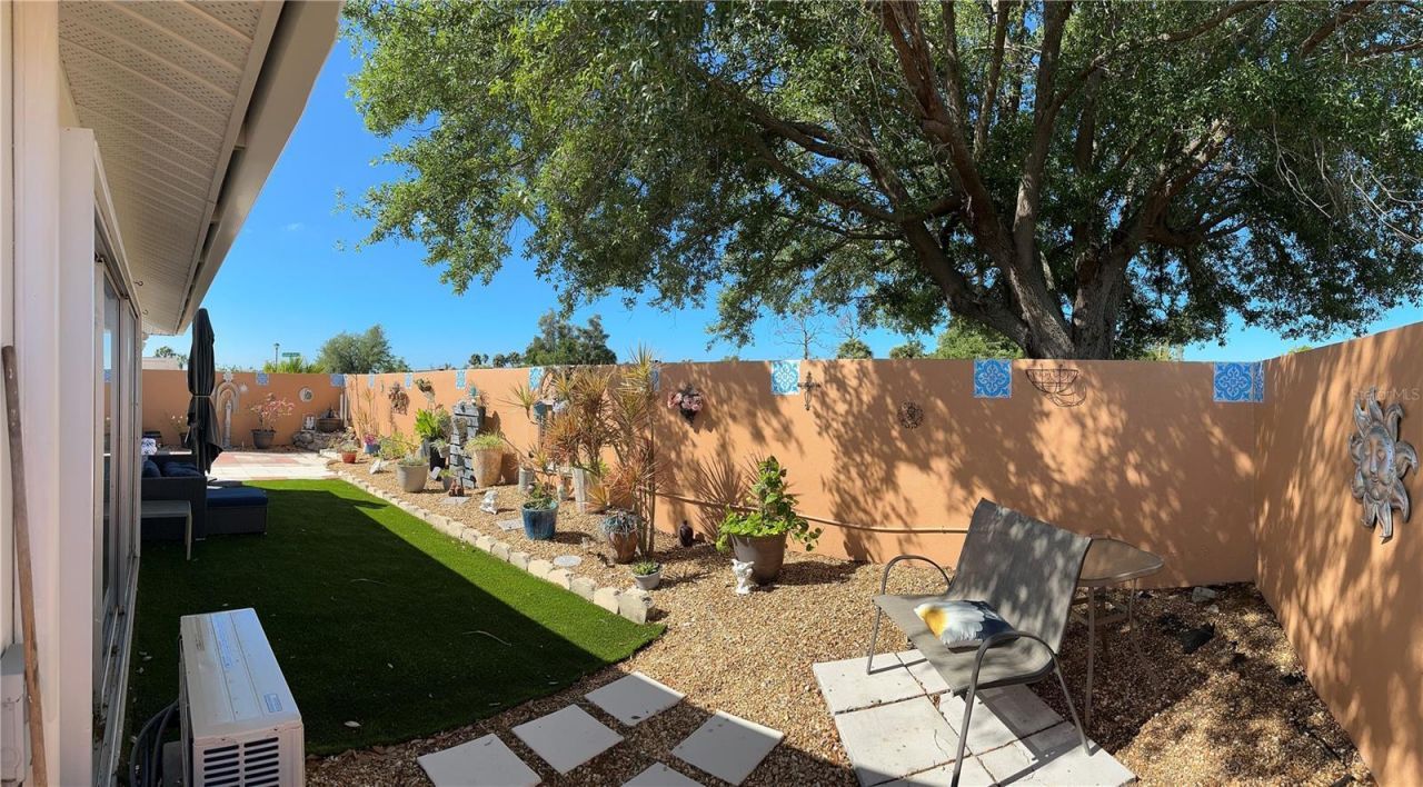 2 Golfview Road , Rotonda West, FL 33947 Photo