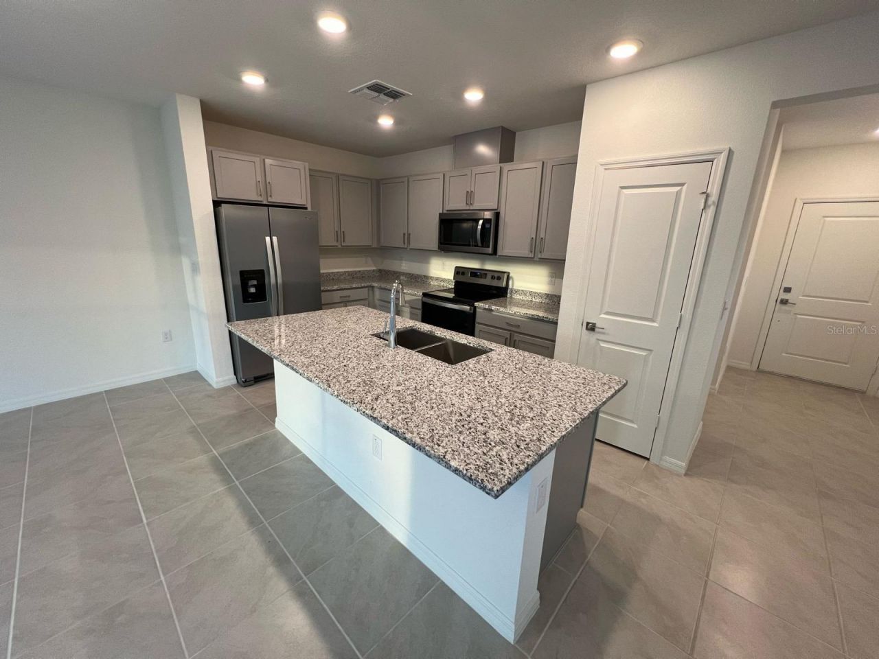 680 Stoney Point Circle , Davenport, FL 33896 Photo