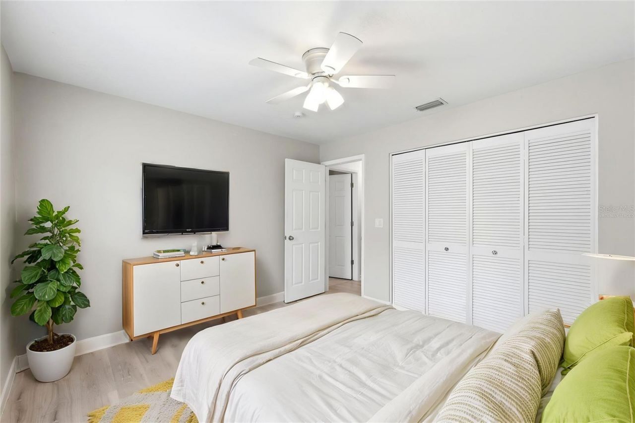 11421 Glenmont Drive , Tampa, FL 33635 Photo