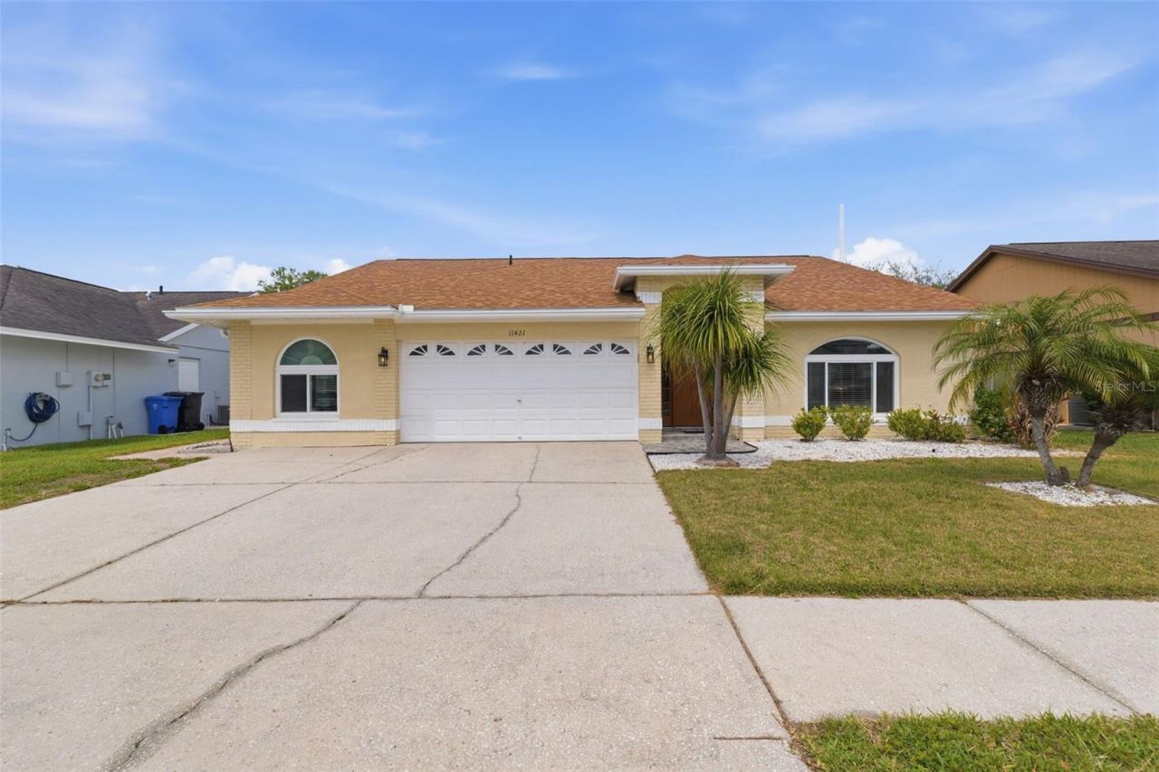11421 Glenmont Drive , Tampa, FL 33635 Photo