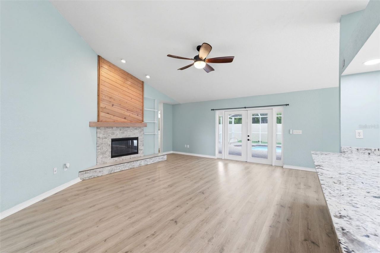 11421 Glenmont Drive , Tampa, FL 33635 Photo