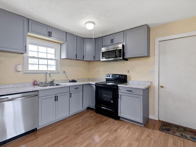 2976 Pleasant Drive NE, Lancaster, OH 43130 Photo 13