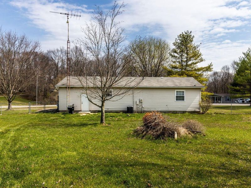 2976 Pleasant Drive NE, Lancaster, OH 43130 Photo 5