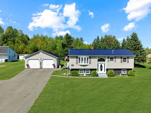 68 Fords Lane, Mapleton, ME 04757