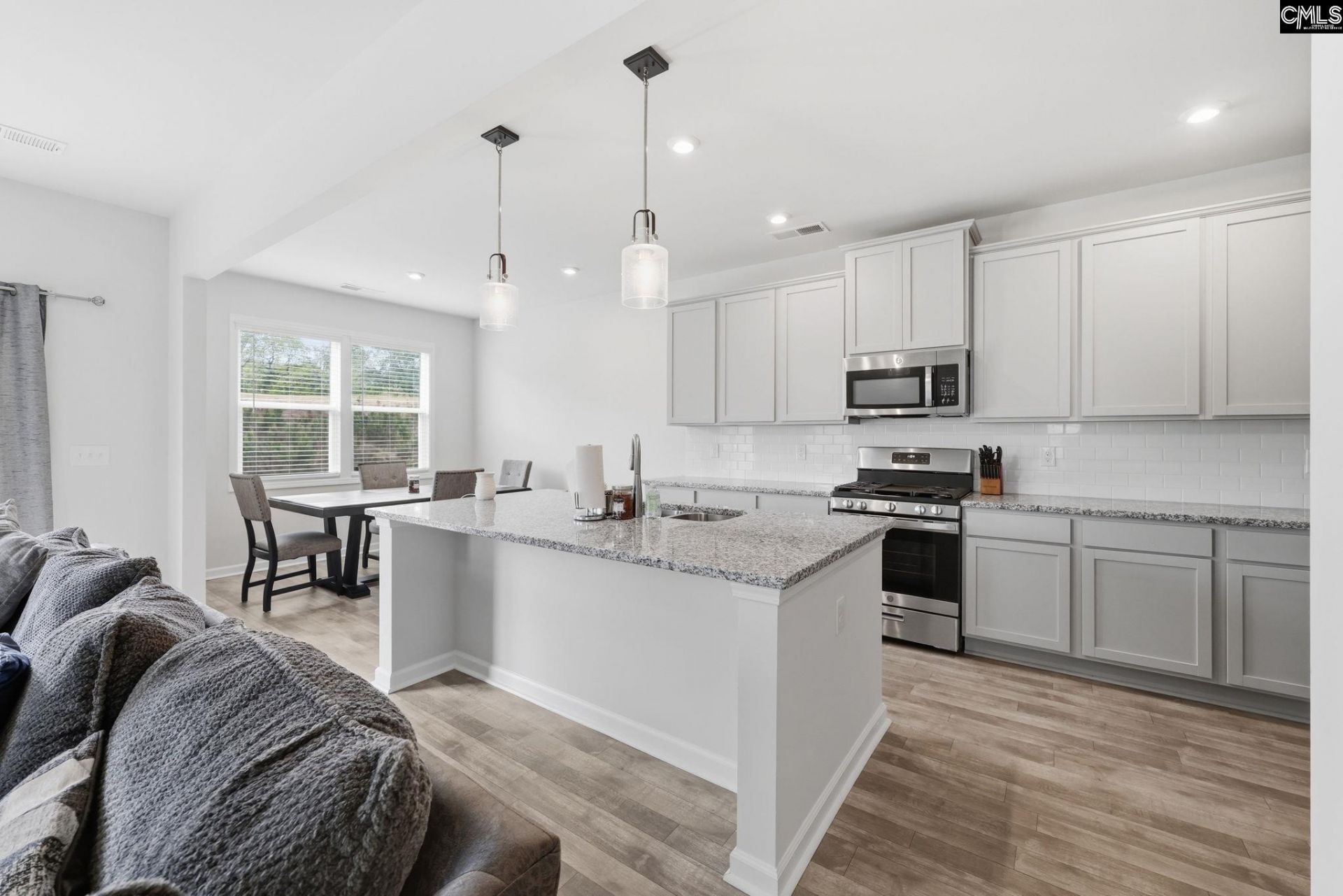 924 Woodcreek Farms Rd  Photo 10