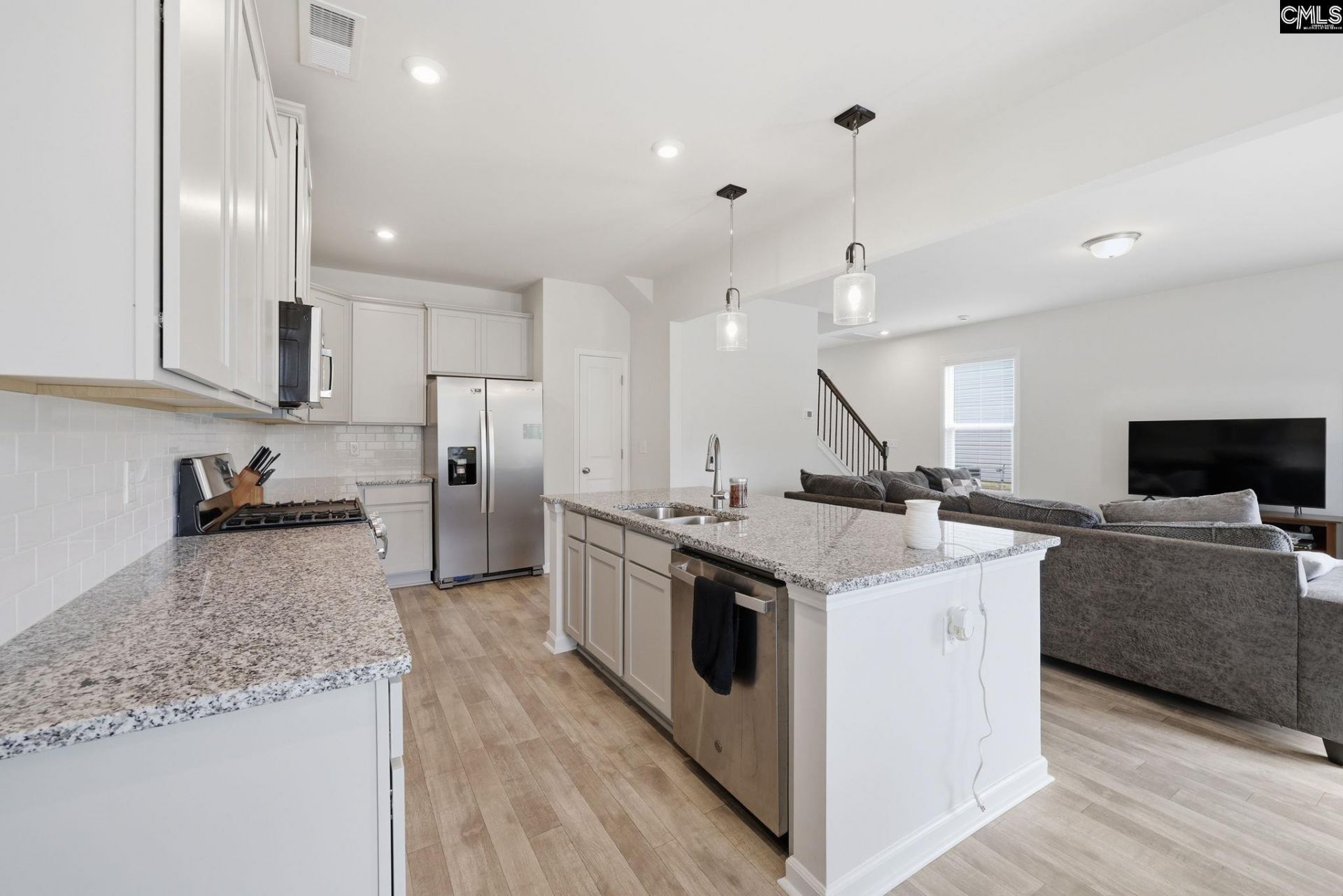 924 Woodcreek Farms Rd  Photo 13