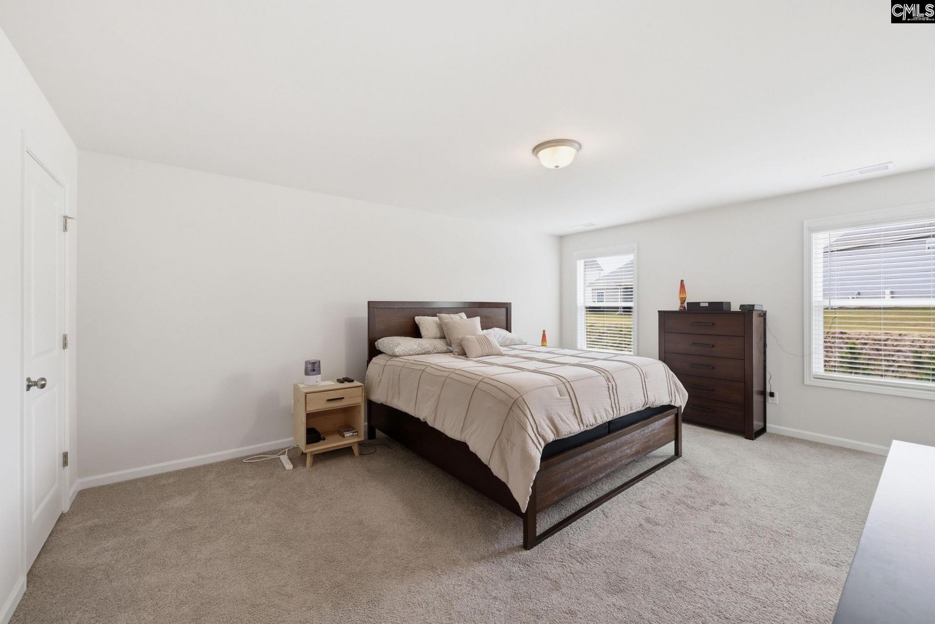 924 Woodcreek Farms Rd  Photo 16