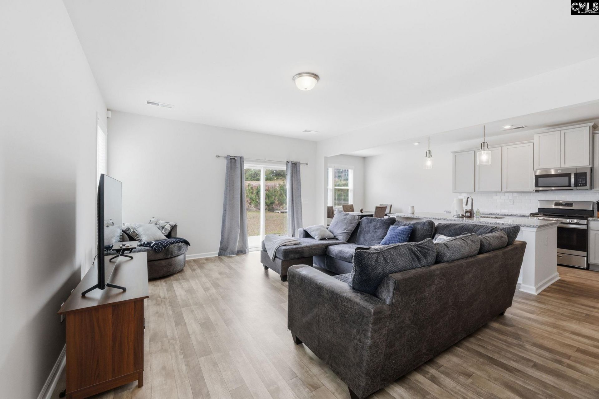 924 Woodcreek Farms Rd  Photo 7