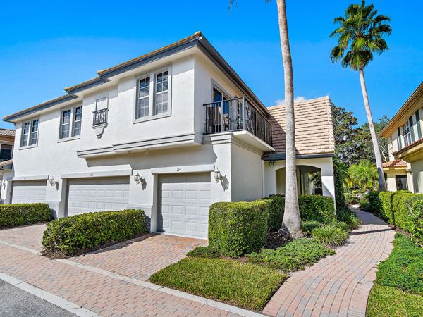 114 Evergrene Parkway, Palm Beach Gardens, FL 33410